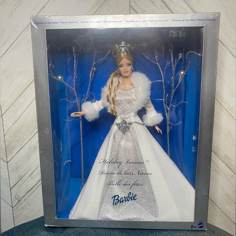 Barbie Holiday Visions in Sparkling Silver and White